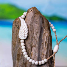 Load image into Gallery viewer, Angel Wing Bracelet
