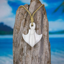 Load image into Gallery viewer, stingray necklace stingray jewelry hand carved by bali necklaces
